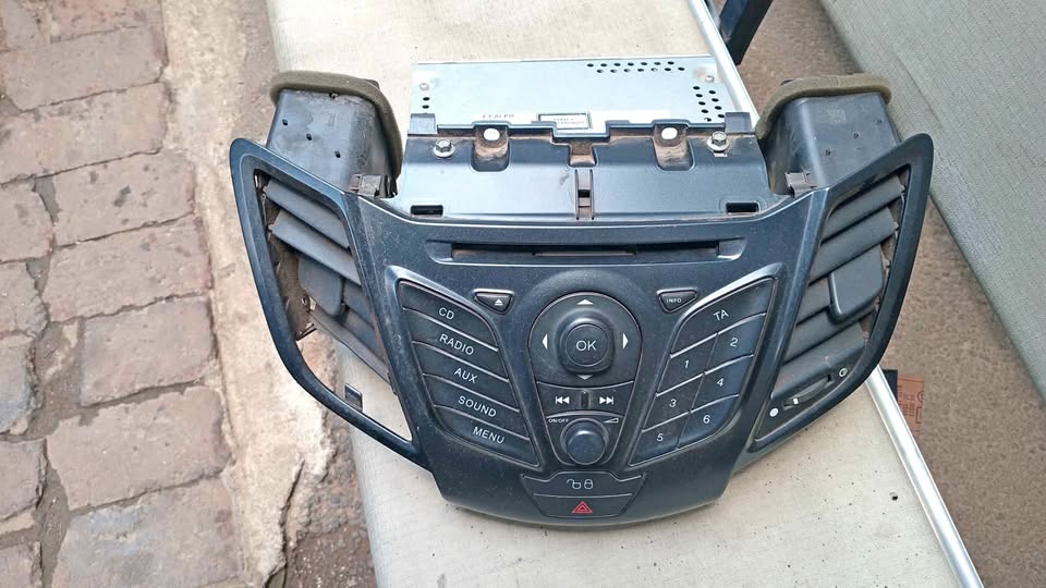 2009 ford fiesta Radio for sale - Private Seller