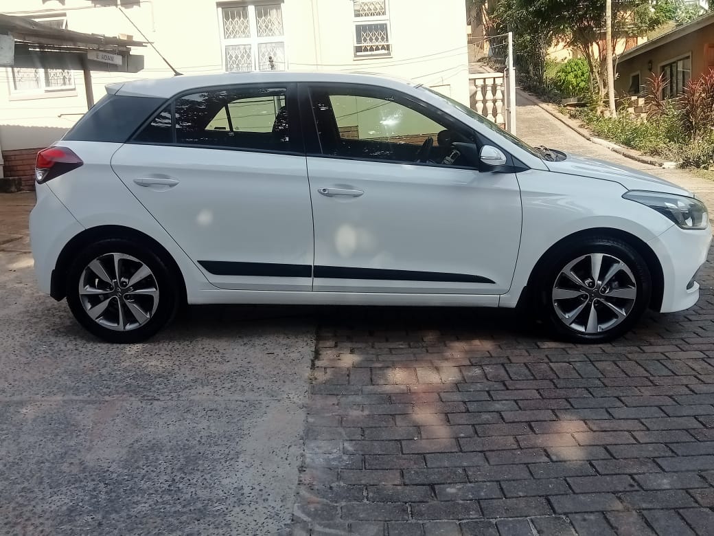 Used 2015 Hyundai i20 1.4 Fluid auto - Private Seller Used 2015 Hyundai i20 1.4 Fluid auto - Private Seller