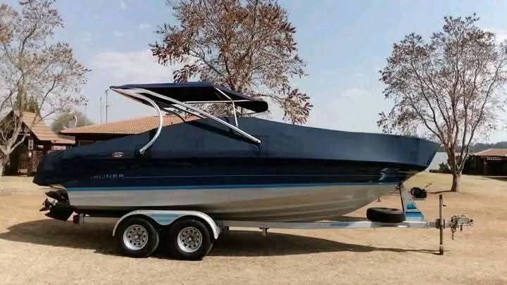 Custom made canvas Boat covers, canvas patio blinds, Boat upholstery