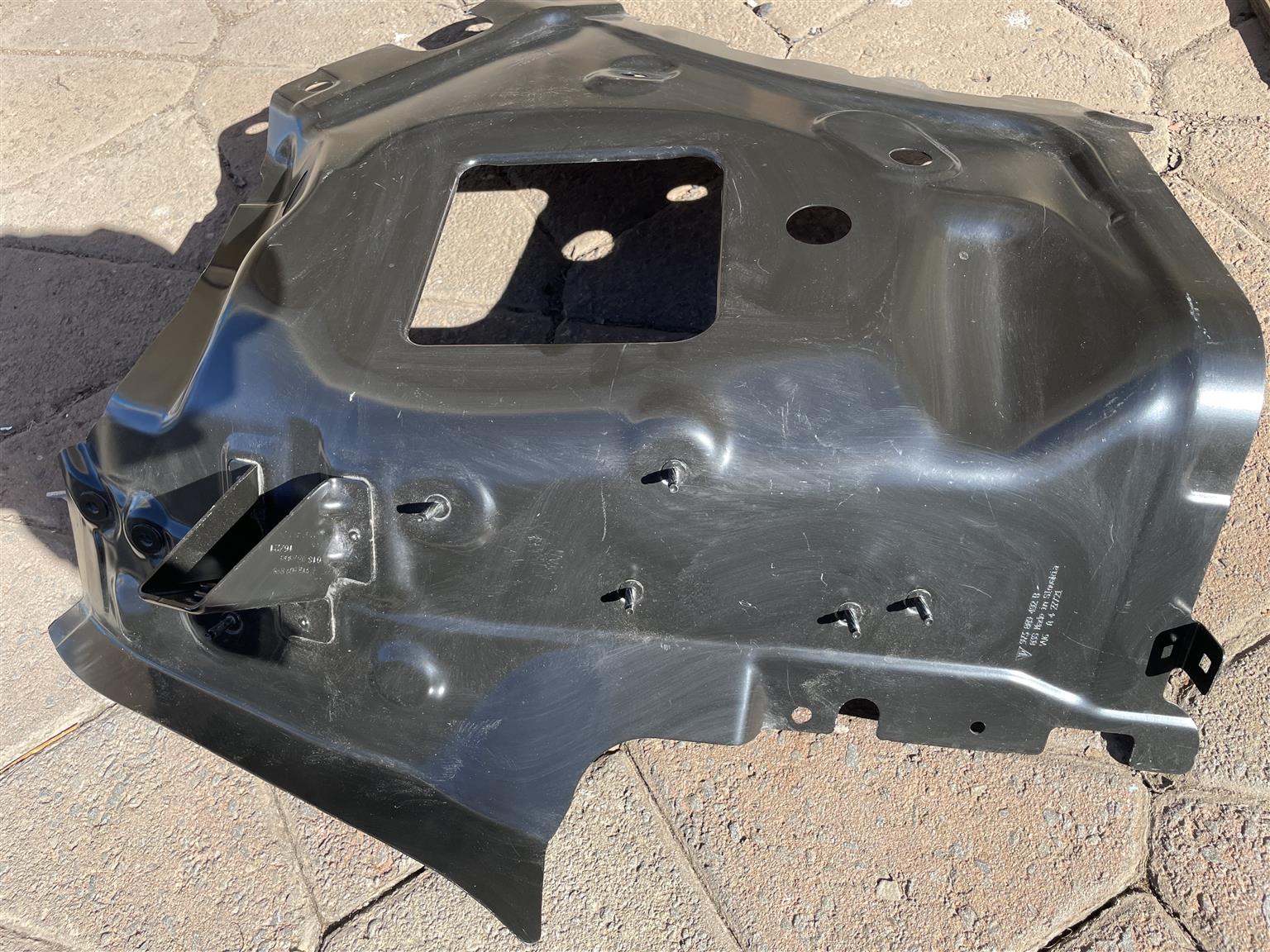 Porsche Cayenne 2022 right front door
