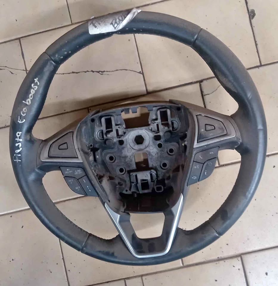 Ford fiesta ecoboost steering wheel