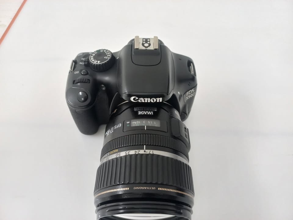 Canon EOS 550D Camera and Canon EF-S 17-85mm f/4-5.6 IS USM Lens