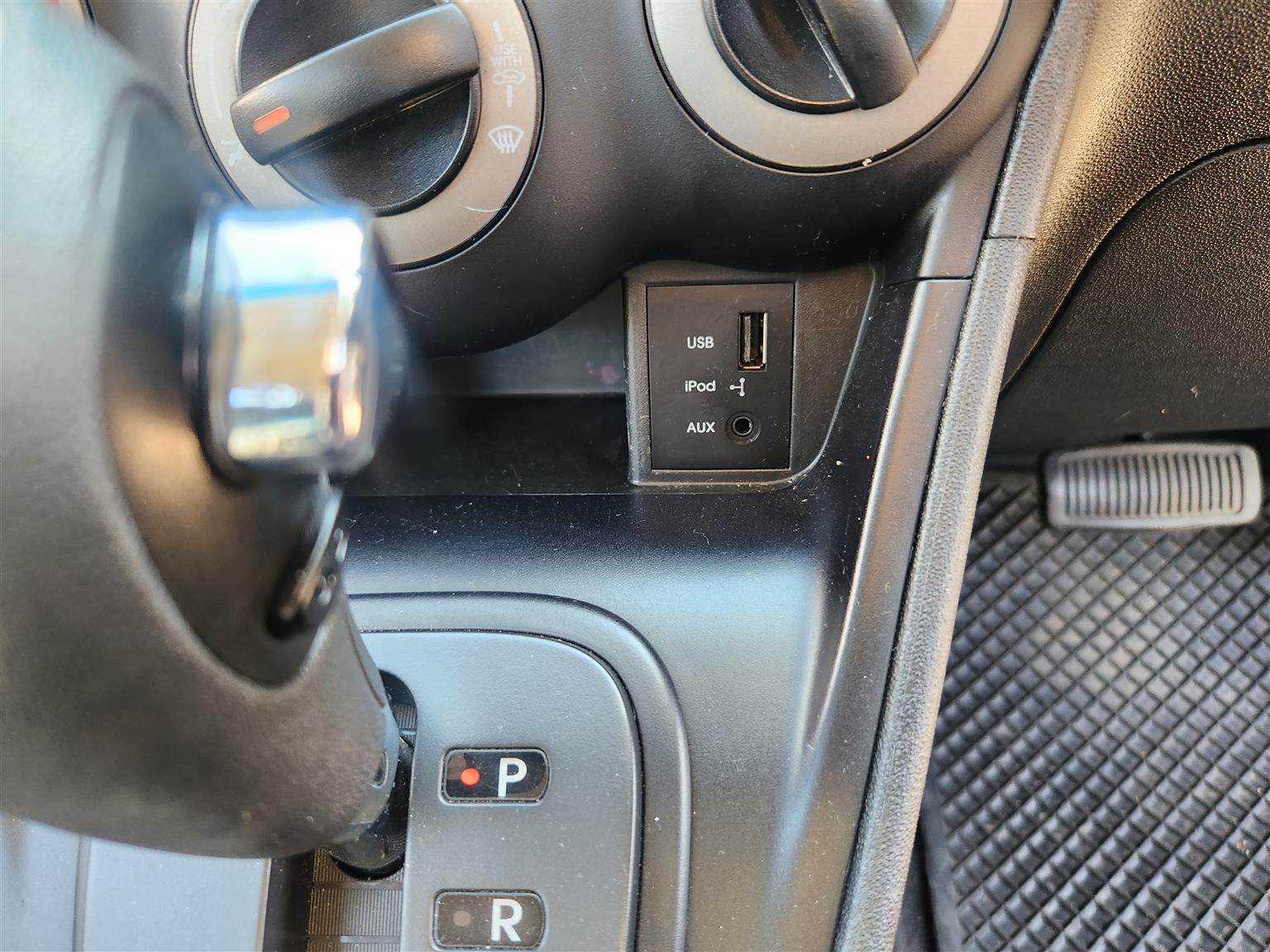 2014 Hyundai i10 1.25 GLS/Fluid A/T
