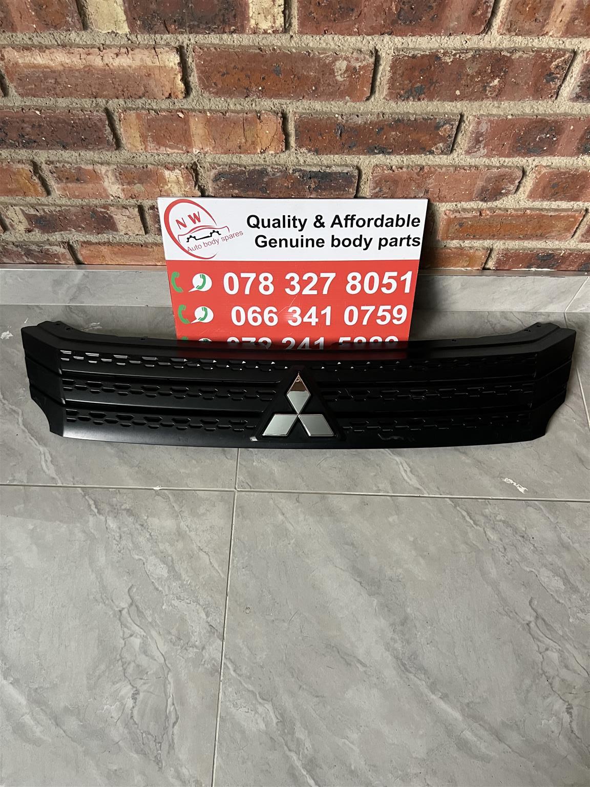 Mitsubishi Eclipse Cross front Grill 2018-2021 - Private Seller Mitsubishi Eclipse Cross front Grill 2018-2021 - Private Seller