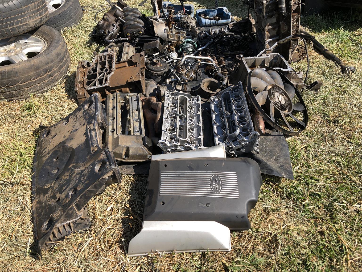 Range Rover 4.4 V8 Engine Parts - Private Seller Range Rover 4.4 V8 Engine Parts - Private Seller