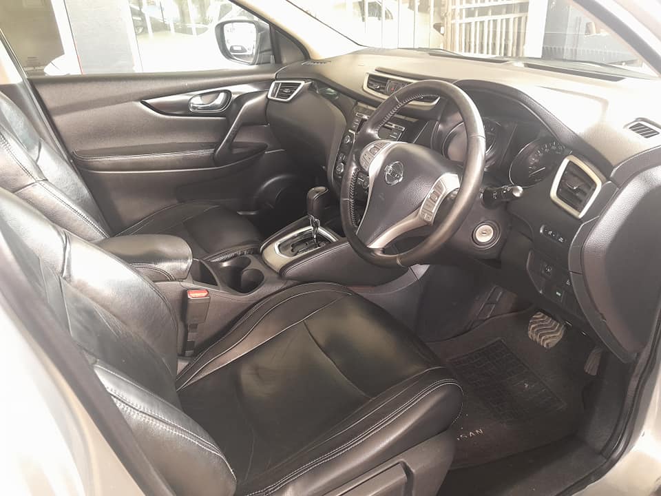 2015. NISSAN QASHQAI 1.2 ACCENTA AUTOMATIC