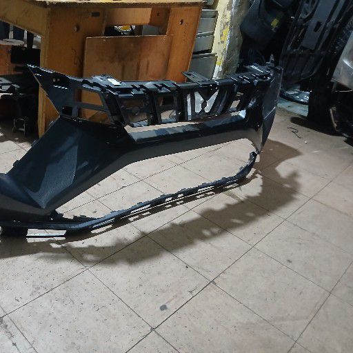 Mahindra xuv 3xo bumper - Private Seller Mahindra xuv 3xo bumper - Private Seller