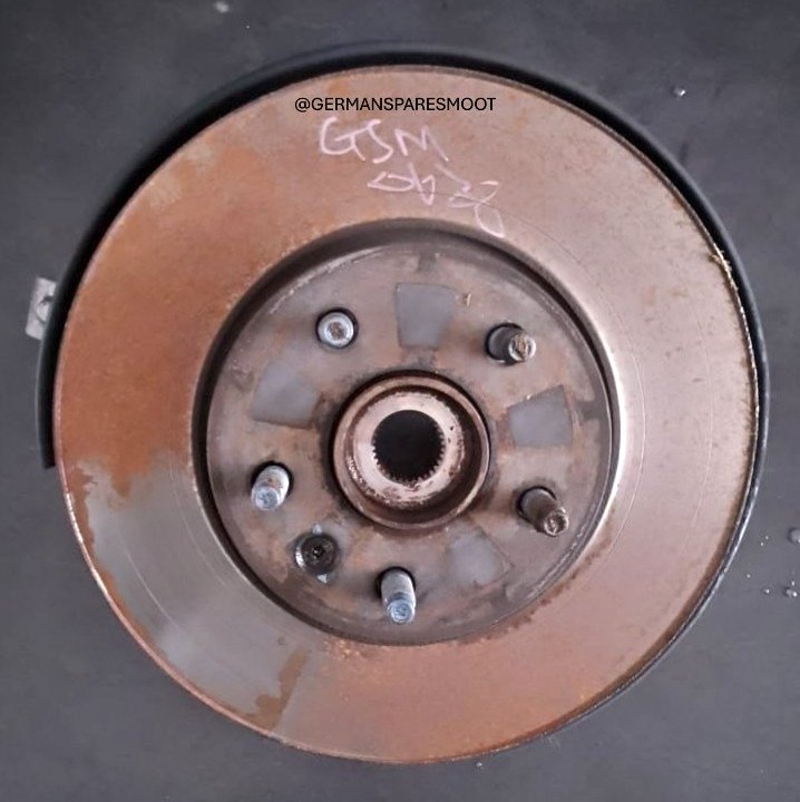 Chev Cruze 1.6 Used Wheel Hub - Private Seller