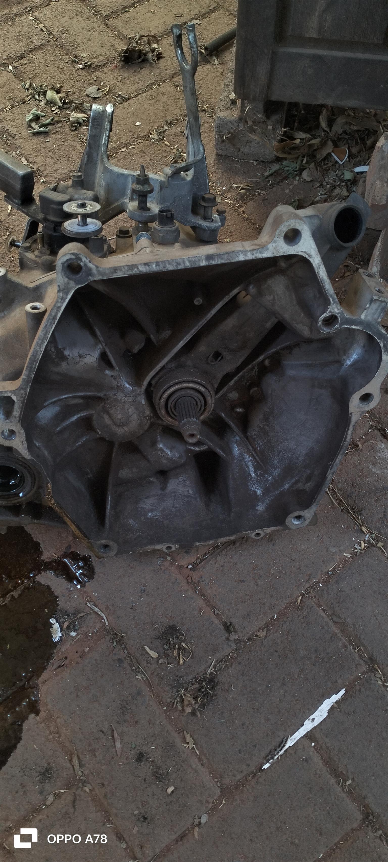 Gearbox honda jazz - Private Seller Gearbox honda jazz - Private Seller
