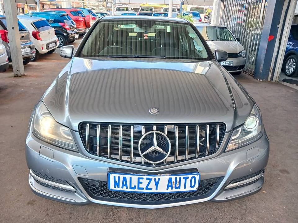 2012 MECEDES BENZ C180 Transmission: Automatic  Mileage: 116000km Fueltype; Petrol  Grey