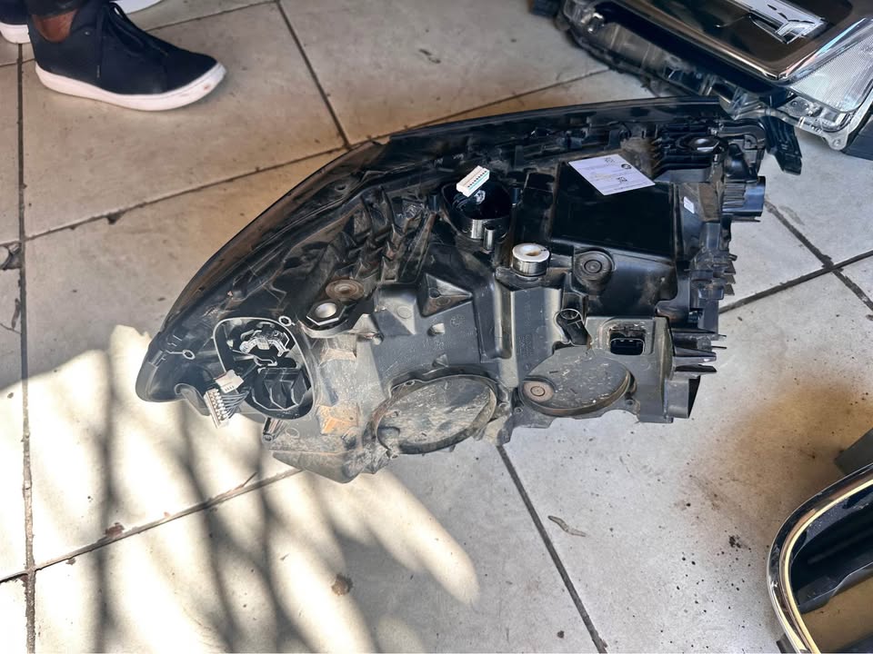 BMW X3 X4 G01 G02 FACELIFT PASSENGERS LEFT FULL LED HEAD LIGHT LAMP - Private Seller BMW X3 X4 G01 G02 FACELIFT PASSENGERS LEFT FULL LED HEAD LIGHT LAMP - Private Seller