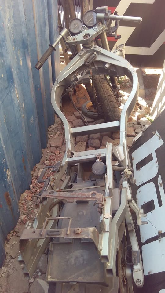 ROLLING CHASSIS ZZR1100C ROLLING CHASSIS ZZR1100C