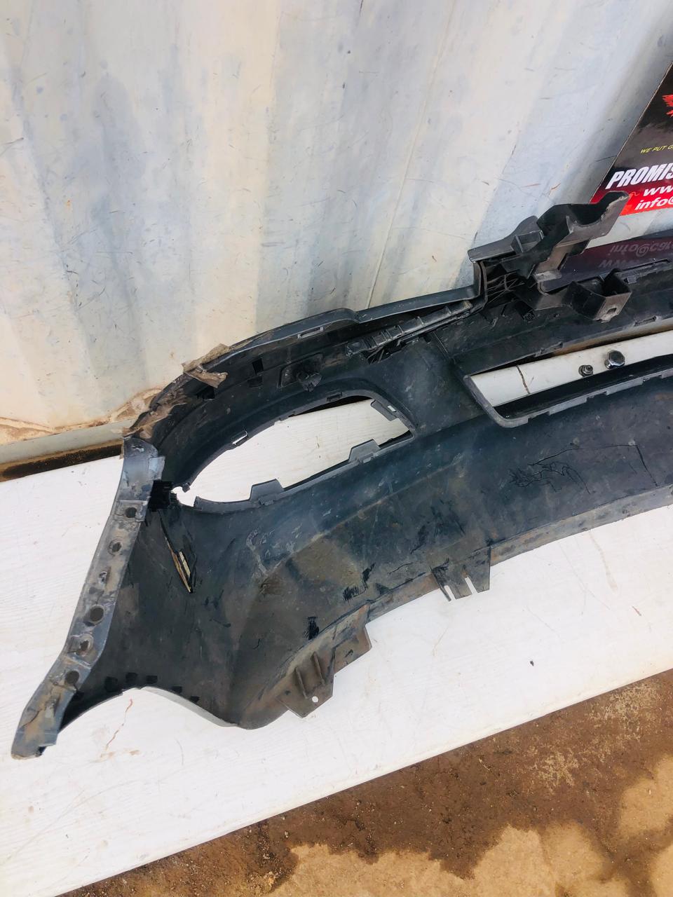 Mercedes Benz W639 Vito front bumper with pdc holes (2012-2016) - Private Seller Mercedes Benz W639 Vito front bumper with pdc holes (2012-2016) - Private Seller