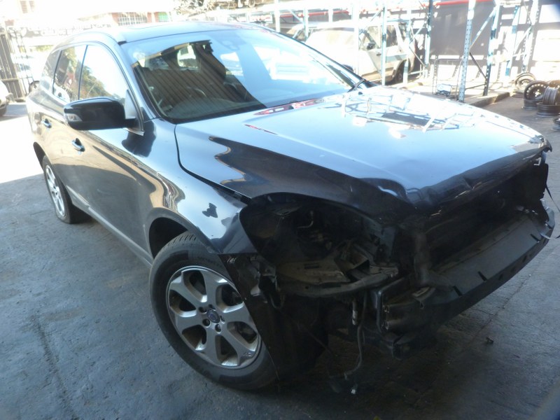 Volvo XC60 3.0 T6 Geartronic AT Black - 2010 STRIPPING FOR SPARES - Private Seller