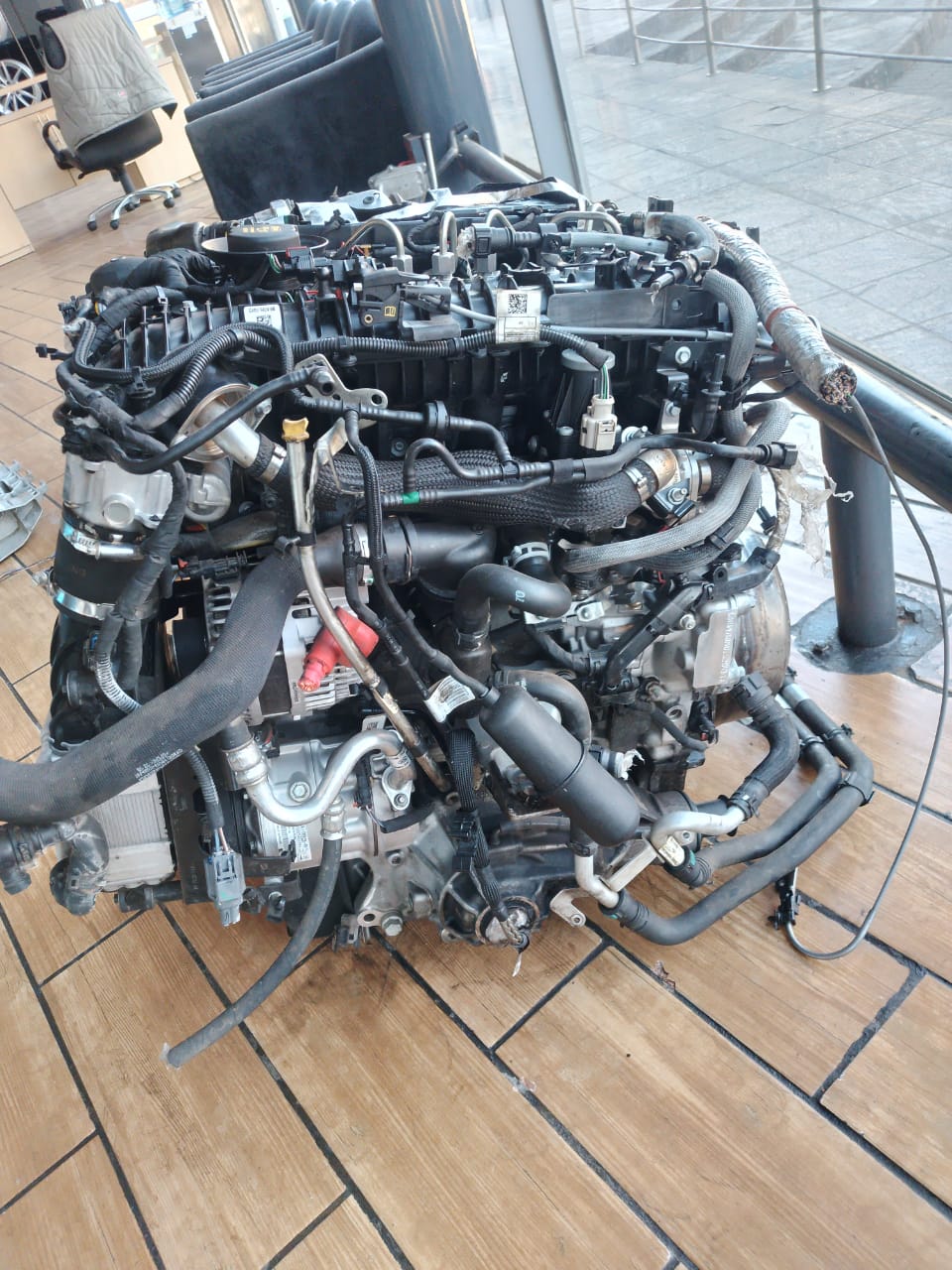 RANGE ROVER 2.0L DIESEL TWIN TURBO ENGINE FOR SALE - Private Seller