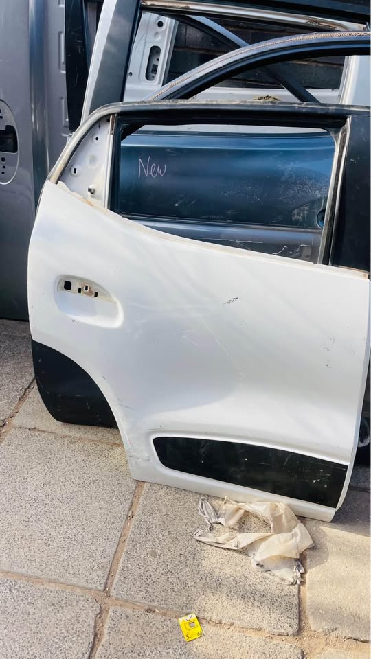 Renault Kwid back door - Private Seller Renault Kwid back door - Private Seller