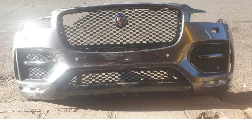 Jaguar F-Pace R-Sport bumper 2016/20 - Private Seller Jaguar F-Pace R-Sport bumper 2016/20 - Private Seller