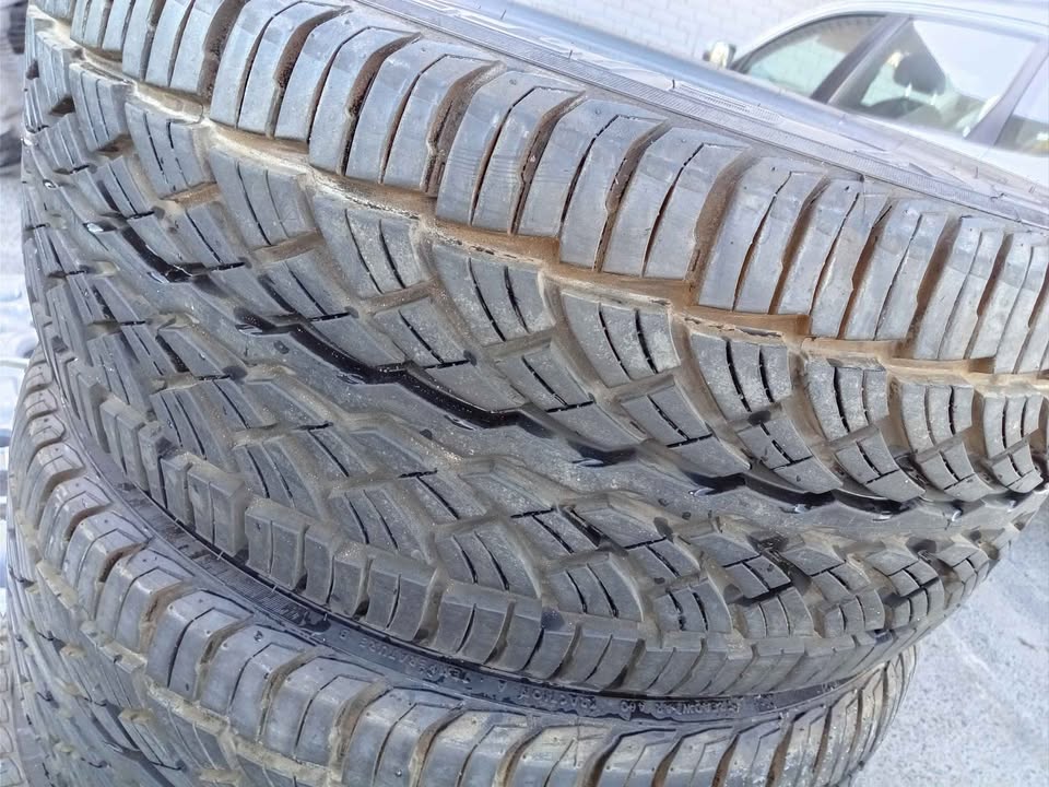 275/45R20 Falken in 99.99% Condition - Private Seller