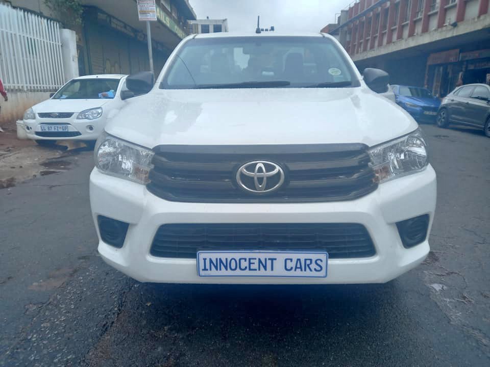 2018 TOYOTA HILUX 2.4 GD6 DIESEL, SINGLE CAB BAKKIE, WHITE COLOUR,