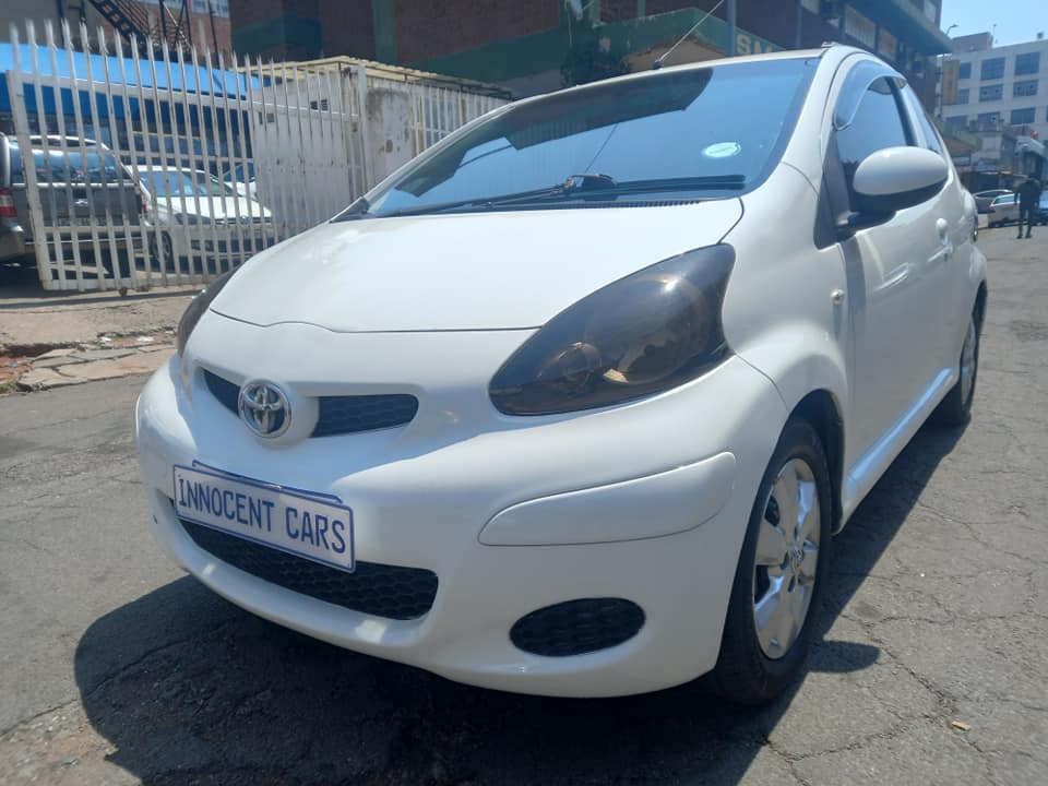 2012 TOYOTA AYGO 1.0 PETROL, MANUAL TRANSMISSION, WHITE COLOUR, MILEAGE 75000KM