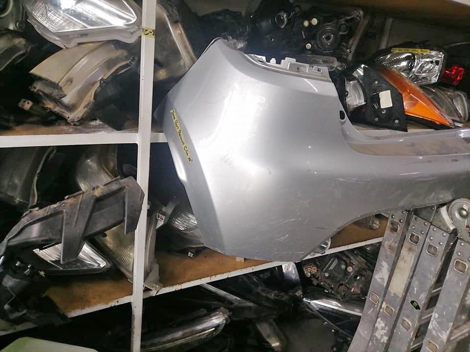 Renault Clio 4 light grey rear bumper DM or contact number in the description for assistance. - Private Seller Renault Clio 4 light grey rear bumper DM or contact number in the description for assistance. - Private Seller