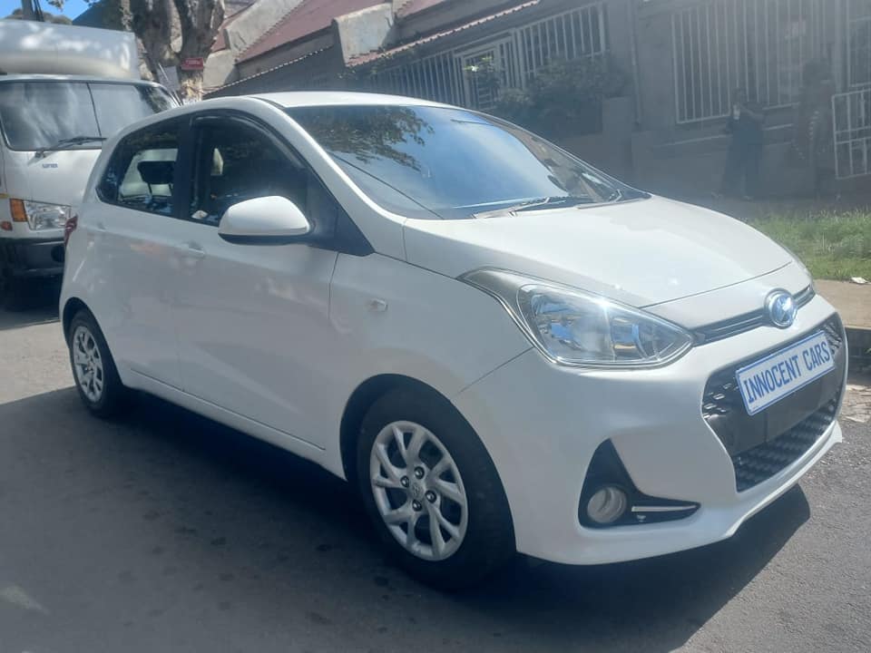 2018 HYUNDAI i10 GRAND 1.0 PETROL, MANUAL, WHITE COLOR, MILEAGE 84000KMS