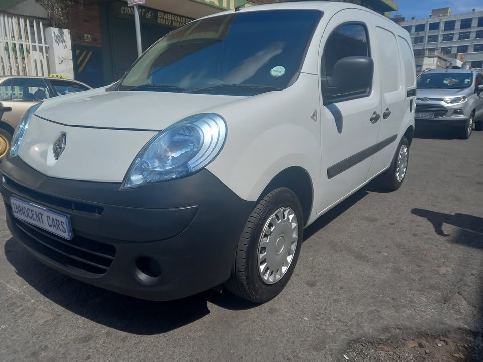 2013 RENAULT KANGOO 1.6 PETROL, MANUAL TRANSMISSION, WHITE COLOUR,
