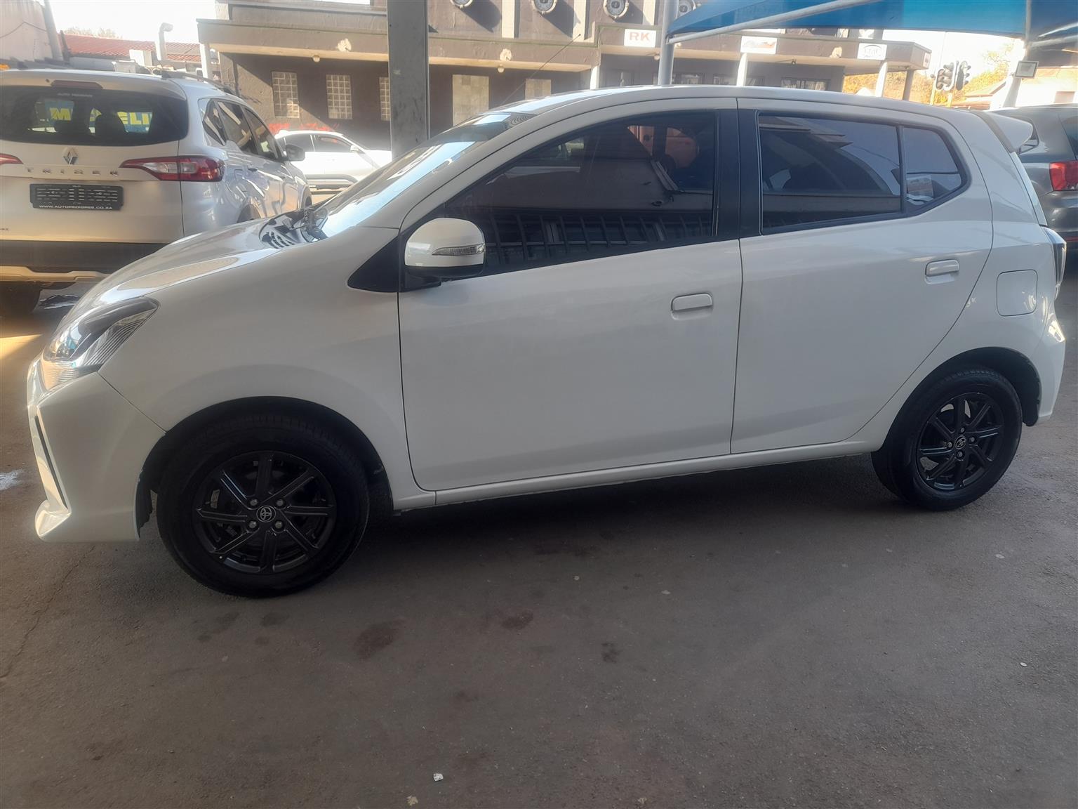 Pre-owned 2022 Toyota Agyo 1.0 Engine Capacity with