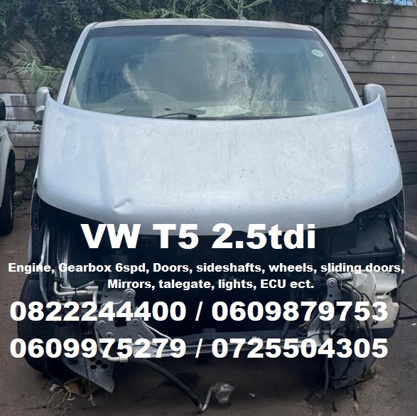 VW T5 2.5tdi 2008/2009 stripping for spares!!!