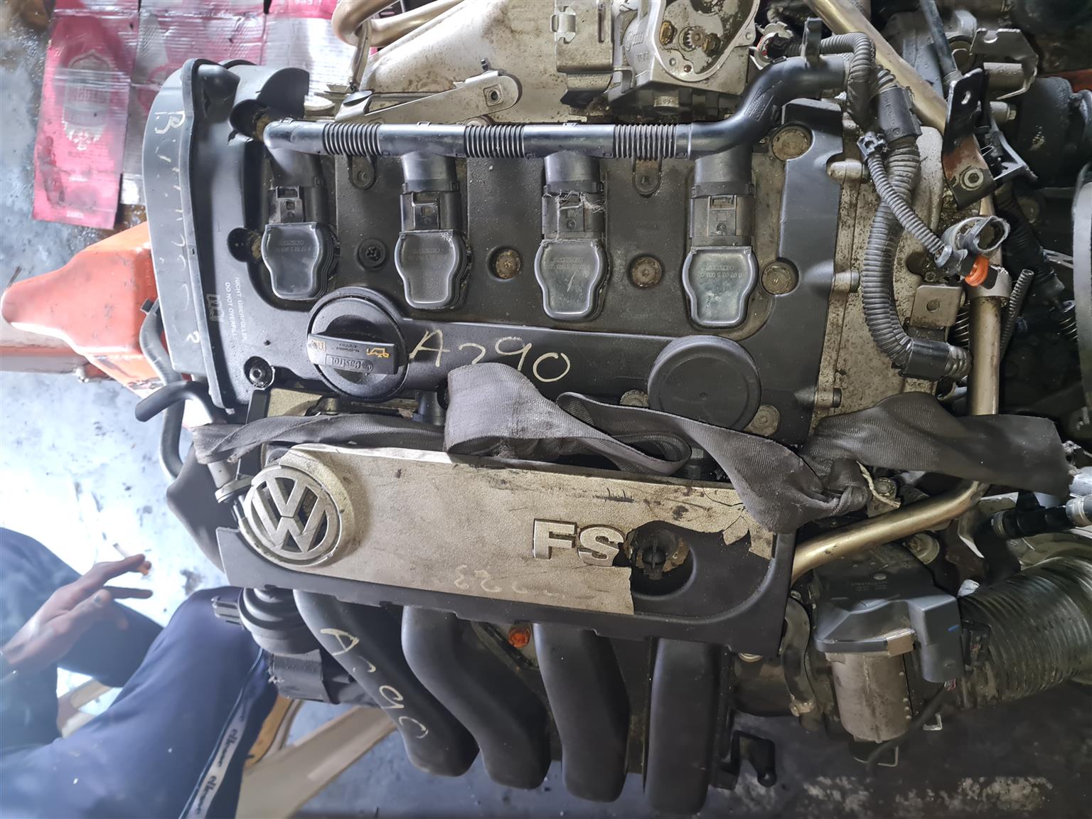 VW complete 2.0l fsi engine BVY complete with 30 day guarantee | Junk Mail