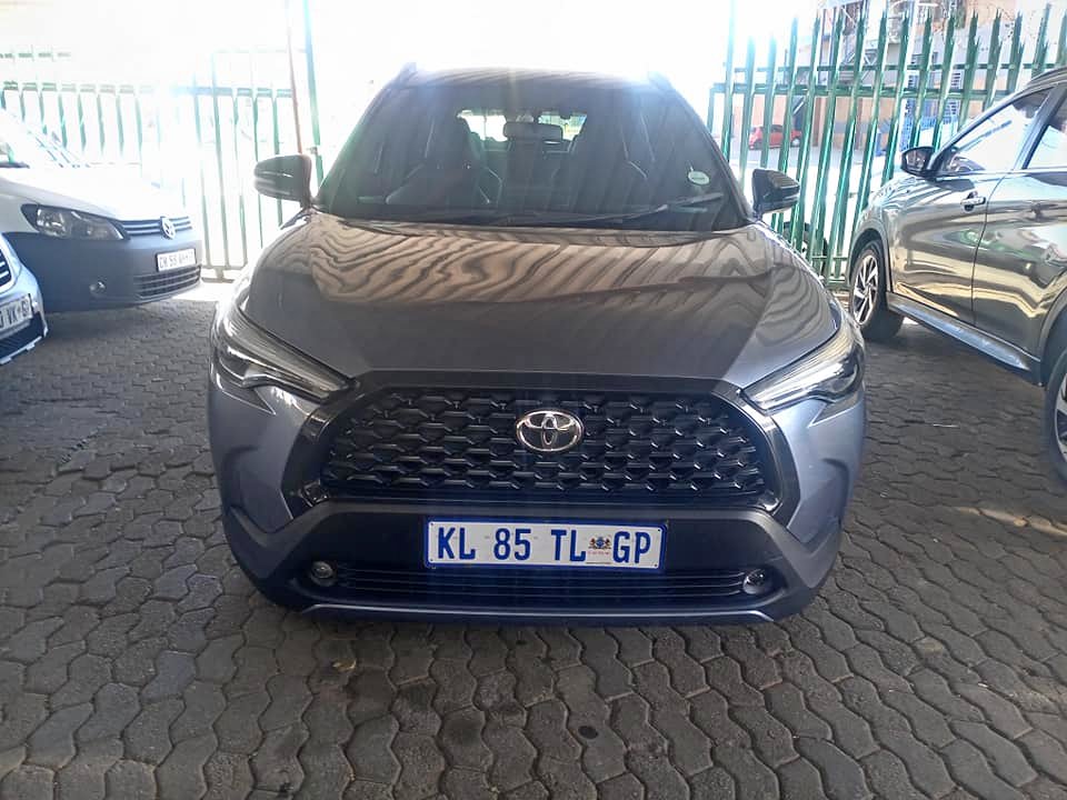 2022 Toyota corolla Cross  Automatic  1.5 sx  Petrol  Grey  Reverse camera  Keyless.