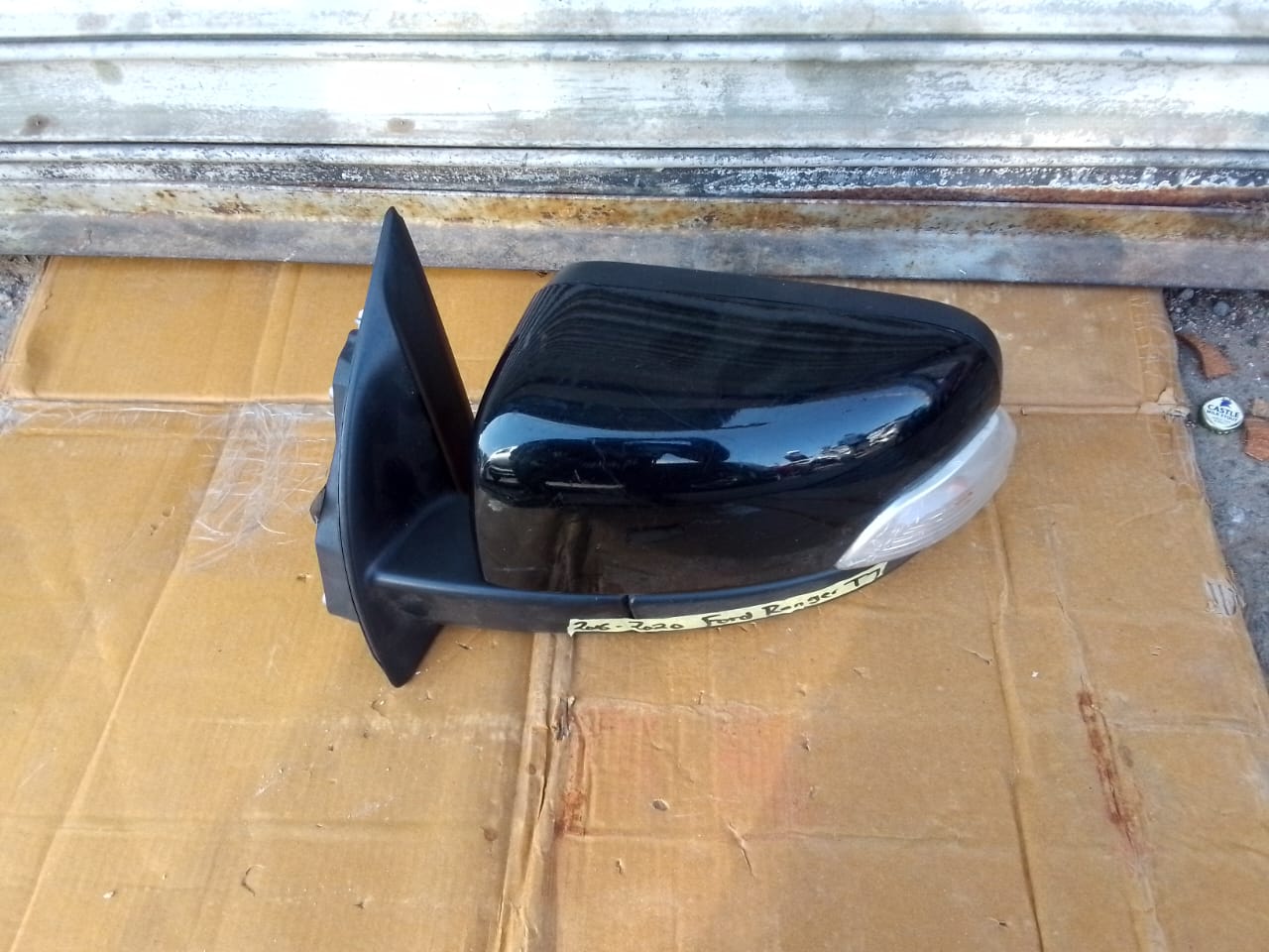 (2016-2020) FORD RANGER T7 LEFT SIDE MIRROR FOR SALE - Private Seller