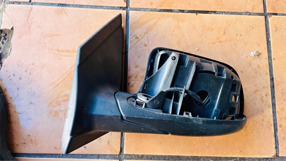 Kia Picanto side mirror - Private Seller Kia Picanto side mirror - Private Seller