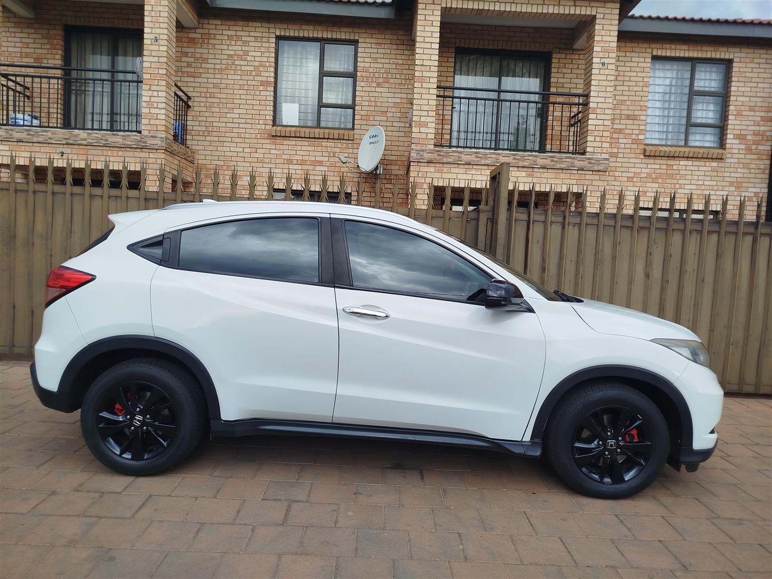 Used 2015 Honda HR-V 1.5 Comfort - Private Seller Used 2015 Honda HR-V 1.5 Comfort - Private Seller