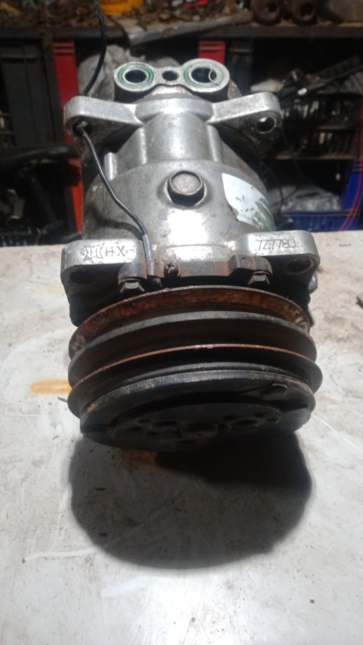 Isuzu 2.5 aircon pump