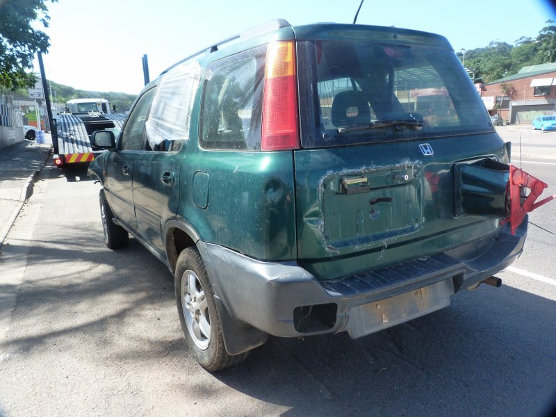 Honda CR-V 2.0 Manual Green - 2000 STRIPPING FOR SPARES - Private Seller