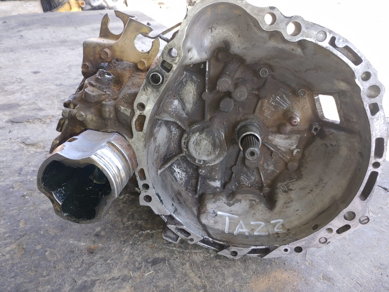 TOYOTA TAZZ GEARBOX 1300 5 Speed for sale