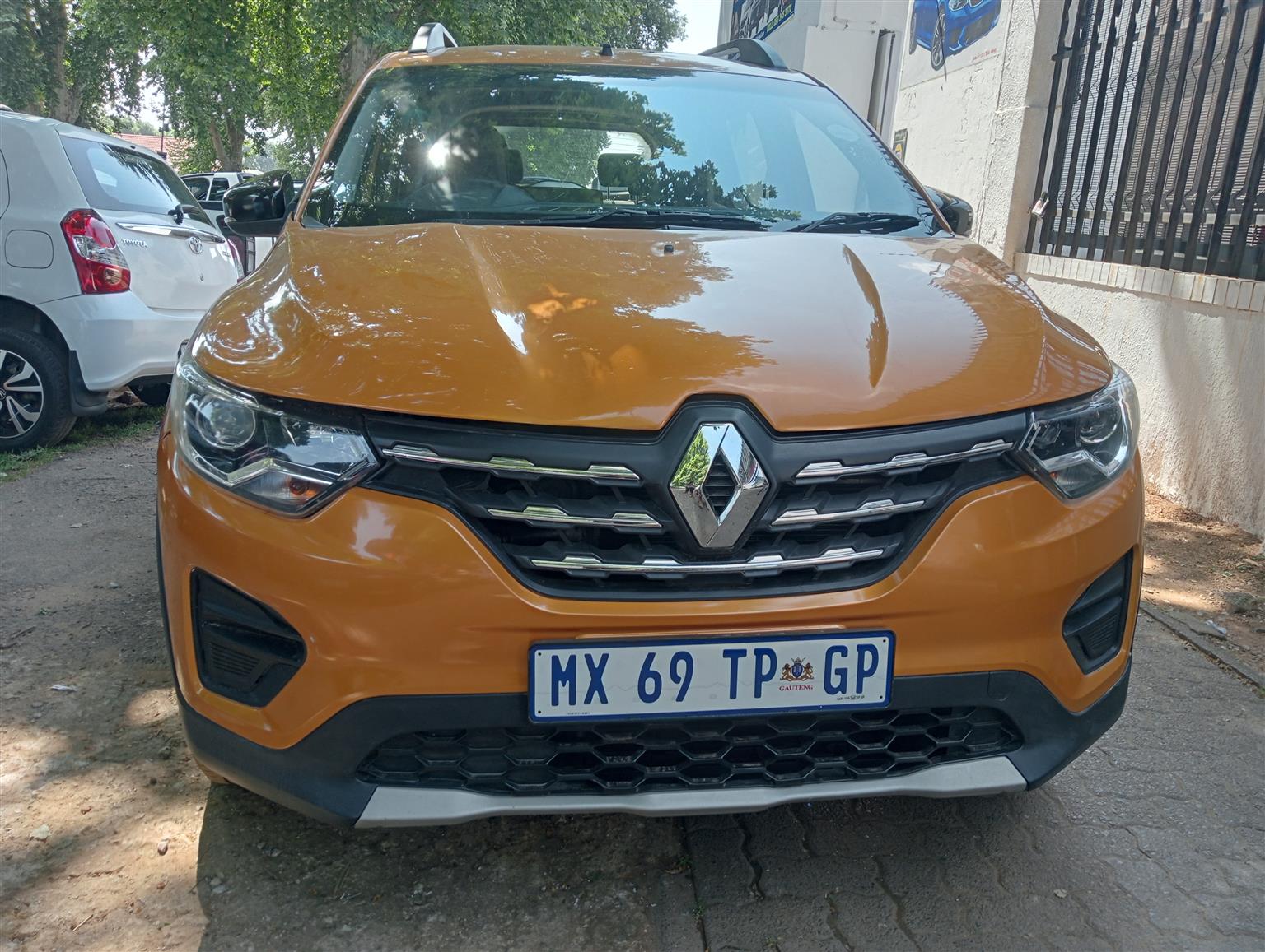 2022 Renault Triber 1.0 Prestige