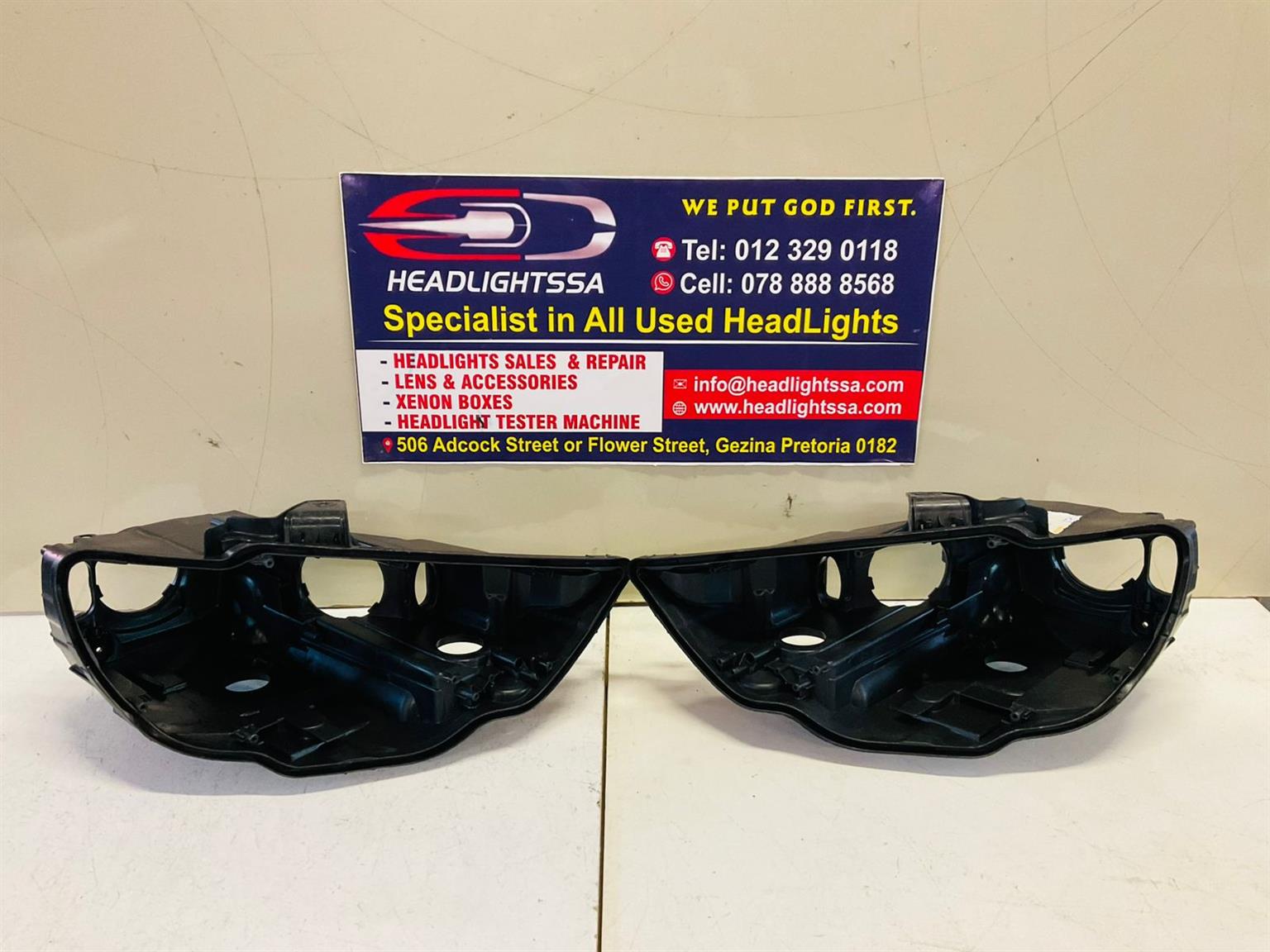 Audi A3 left and right side headlight replacement housing - Private Seller Audi A3 left and right side headlight replacement housing - Private Seller
