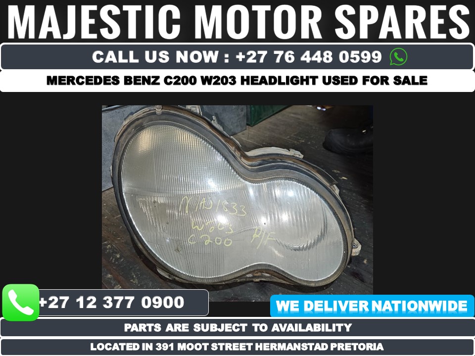 Mercedes Benz Headlight C200 W203 for sale - Private Seller Mercedes Benz Headlight C200 W203 for sale - Private Seller