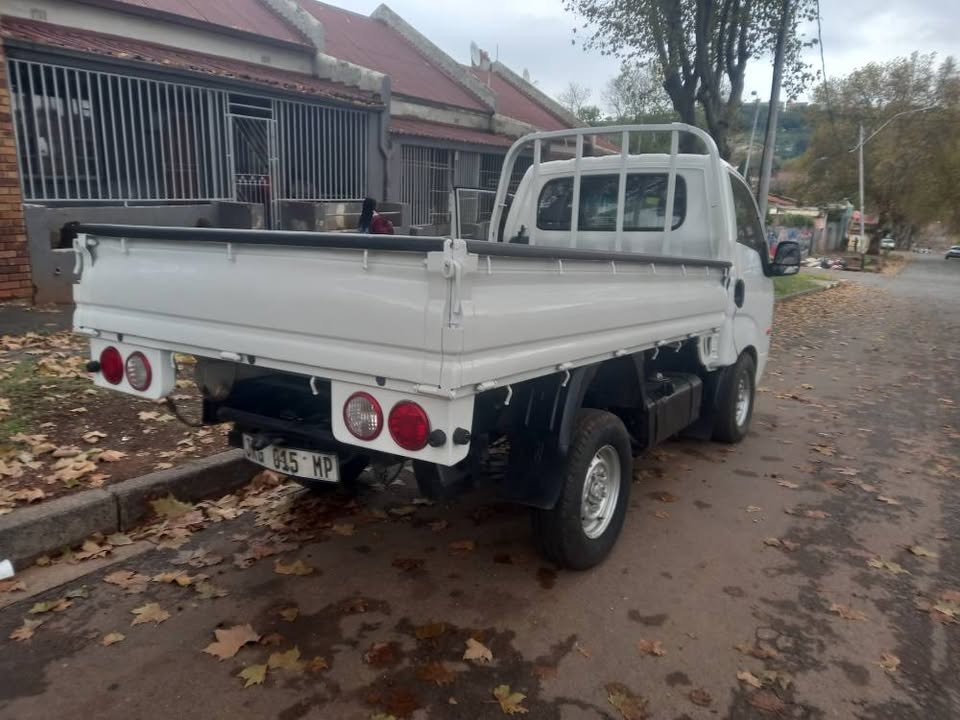 2018 Kia K2700 Workhorse Tipper Diesel, Manual, White 171000kms,