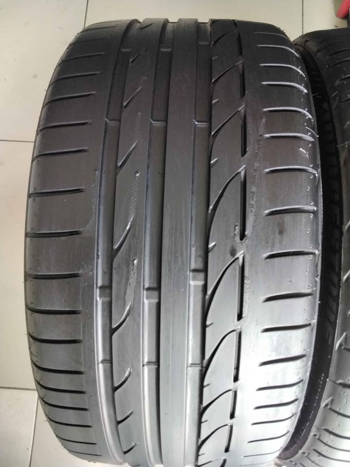 245 35 18 Runflat Bridgestone potenza 90% new - Private Seller 245 35 18 Runflat Bridgestone potenza 90% new - Private Seller