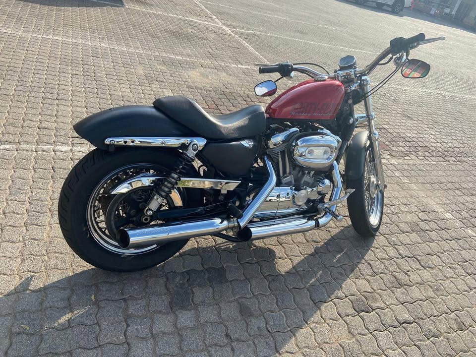 Harley 883 Sportster - Private Seller Harley 883 Sportster - Private Seller
