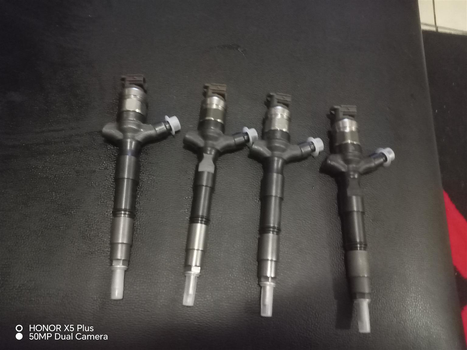 Injectors GEN 2 2KD 2.5litre and1KD GEN 3.0litre - Private Seller Injectors GEN 2 2KD 2.5litre and1KD GEN 3.0litre - Private Seller