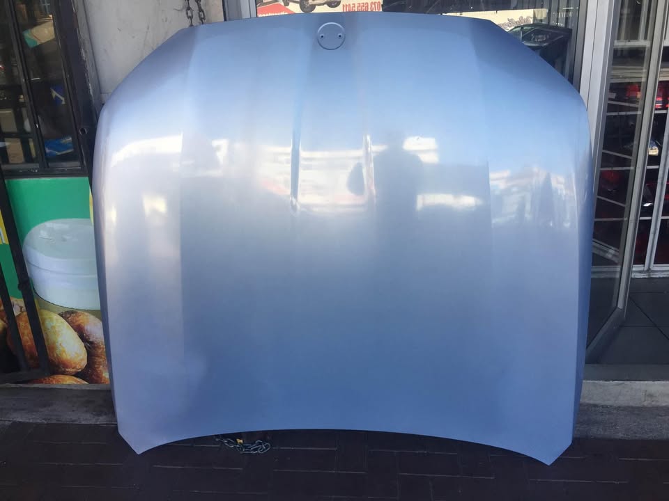 BMW M4 G80 bonnet for sell in good condition - Private Seller BMW M4 G80 bonnet for sell in good condition - Private Seller