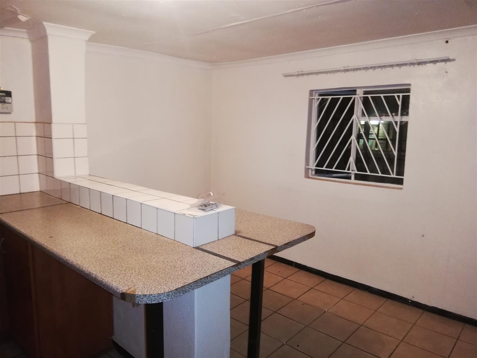 Bachelor apartment to rent in Pretoria west, Kwaggasrand