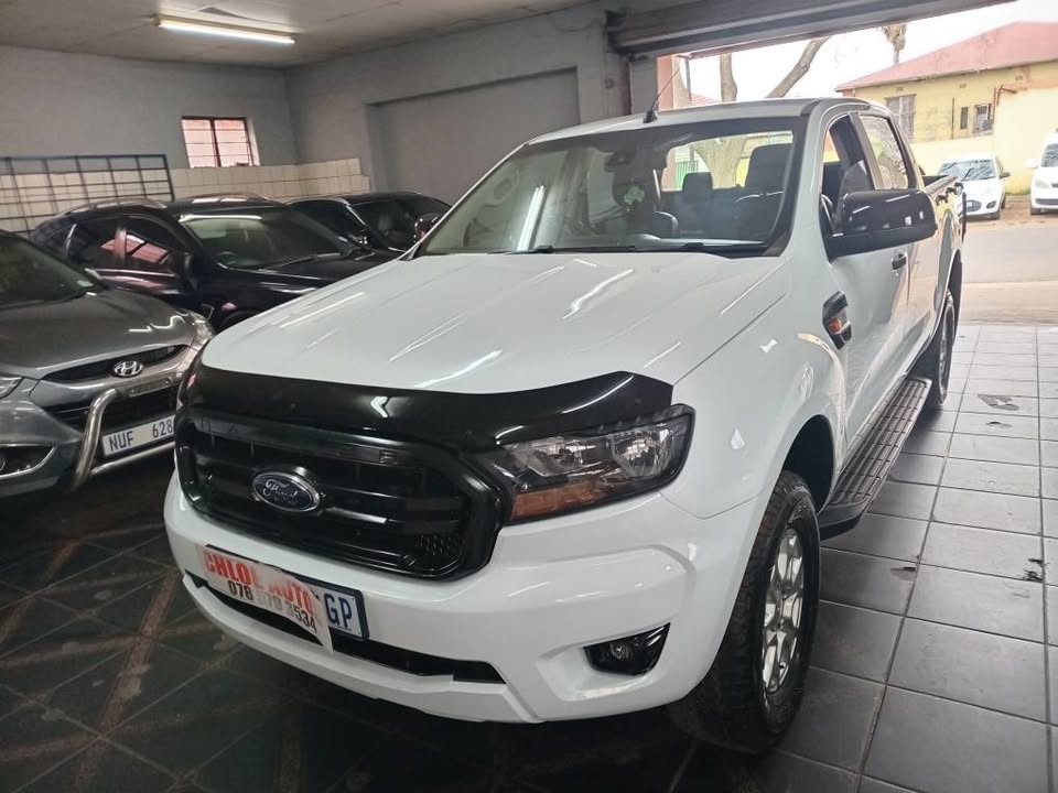 2018 Ford Ranger 2.2TDIC 4x4 T 8 Automatic Leather seats 105000km Service book