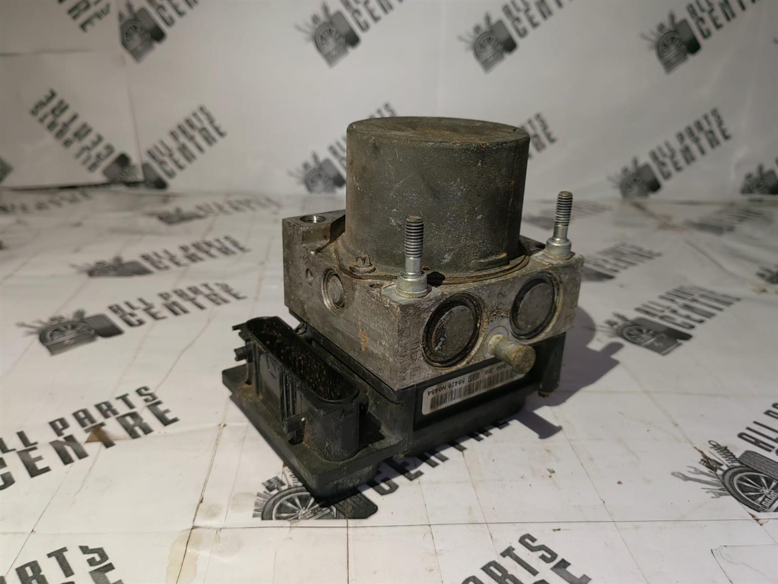 Nissan Micra CR14 ABS pump for sale – Used