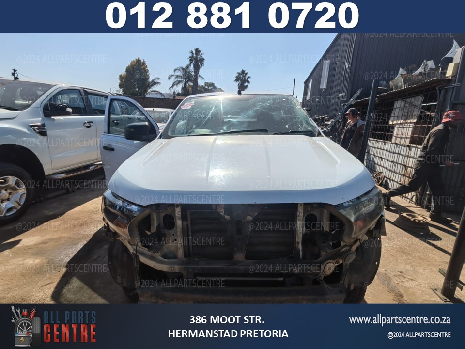 Ford Ranger T7 2.2 double cab stripping for spares