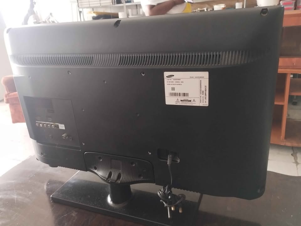 Samsumg 32 inch Tv